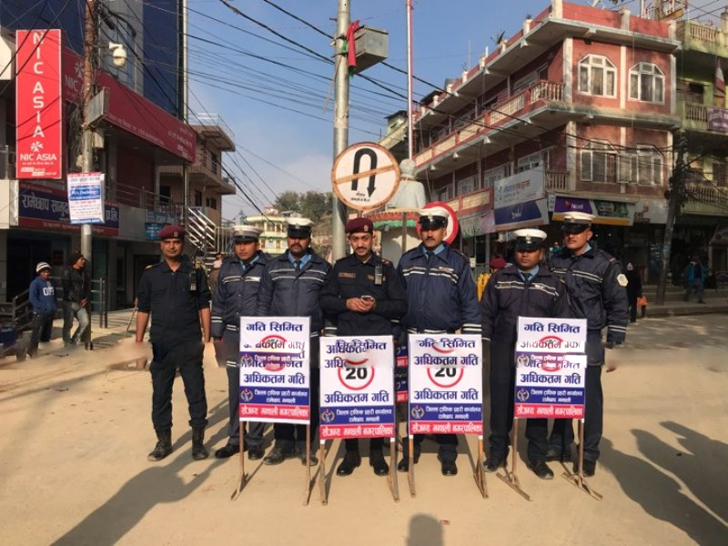 traffic-ramechhap-candles khabar