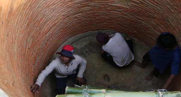 देवदह खयरडाँडामा भेटियो प्राचीन इनार