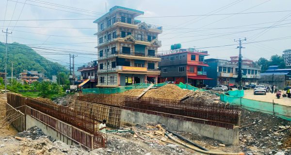 तालचोक–बेगनास सडक निर्माणमा ढिलासुस्ती